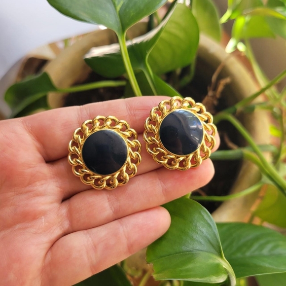 Vintage Monet Oversized Black Enamel Gold Stud Earrings - Picture 4 of 8